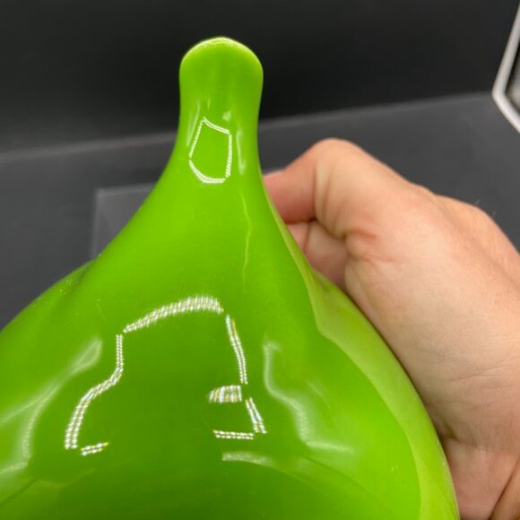 Gail Craft Japan Lime Green Apple Green Small Ceramic Tea Pot with Disc Lid - Picture 10 of 12